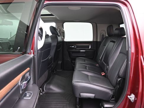 Used 2018 RAM 2500 Laramie w/ Off Road Package AWD/4WD image 11
