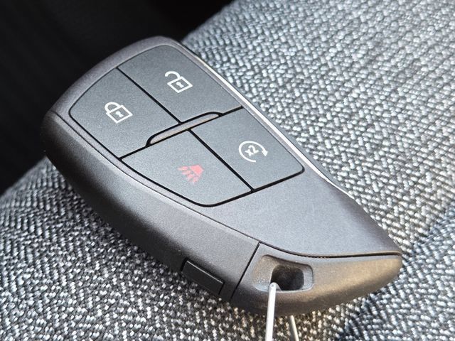 New 2027 GMC Terrain Elevation w/ LPO, Floor Liner Package FWD image 33