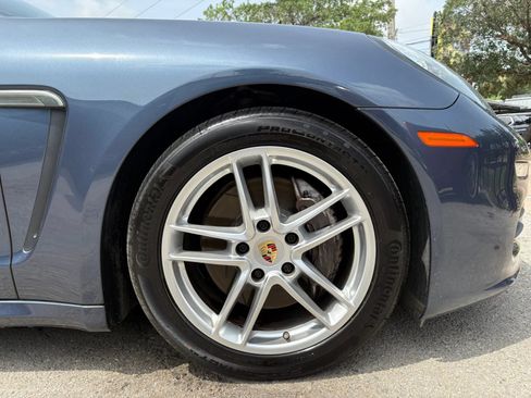Used 2015 Porsche Panamera 4 AWD/4WD image 37