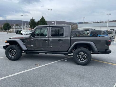 New 2026 Jeep Gladiator Mojave AWD/4WD image 4