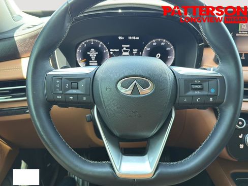 Used 2023 INFINITI QX60 Sensory w/ Cargo Package FWD image 17