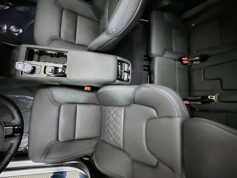 Used 2025 Volvo XC90 B5 Plus AWD/4WD image 22