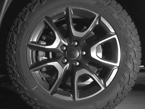 Used 2025 Jeep Compass Trailhawk image 12