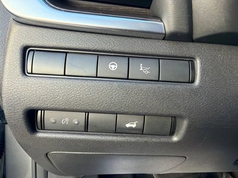 Used 2021 Nissan Rogue Platinum AWD/4WD image 28