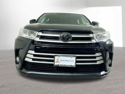 Used 2018 Toyota Highlander LE image 24