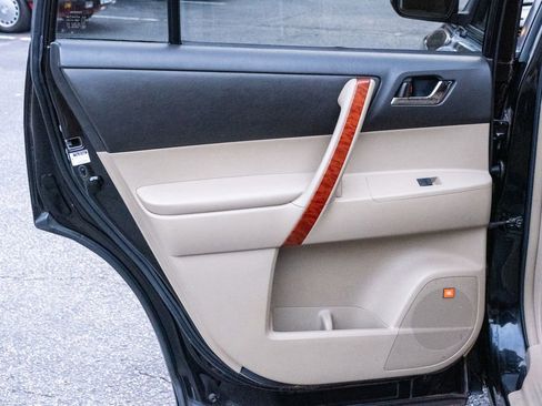 Used 2008 Toyota Highlander Limited image 21