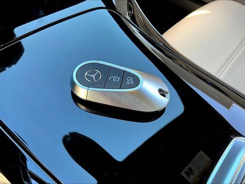 Certified 2022 Mercedes-Benz C 300 4MATIC Sedan image 10