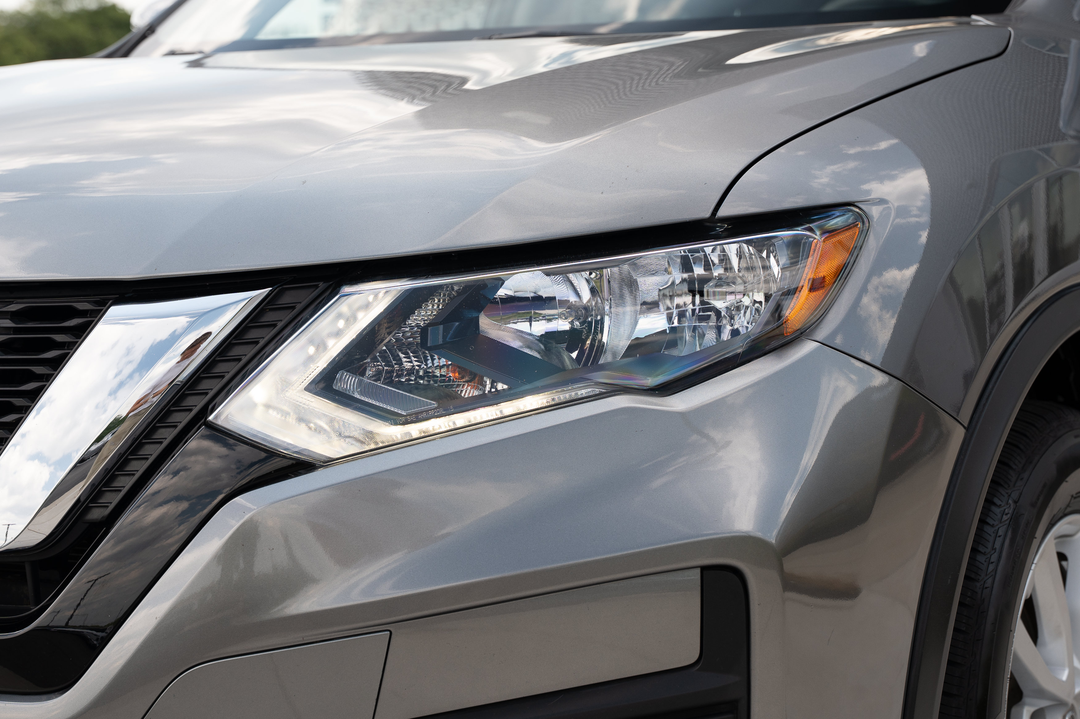 Used 2019 Nissan Rogue SV AWD/4WD image 29