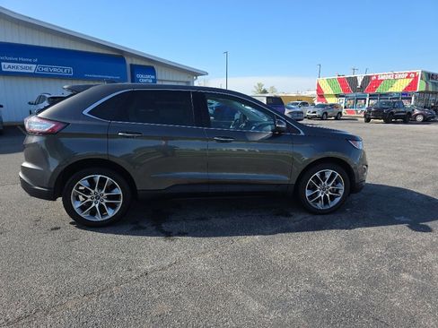 Used 2017 Ford Edge Titanium w/ Equipment Group 302A AWD/4WD image 6
