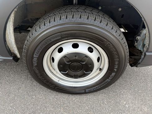 Used 2023 Ford Transit 250 Medium Roof RWD image 28
