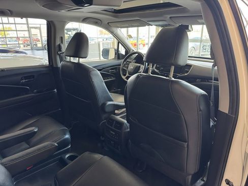 Used 2019 Honda Pilot Touring image 53