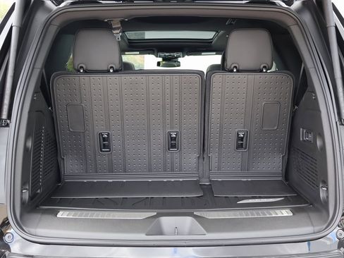 New 2026 Chevrolet Tahoe Premier image 32