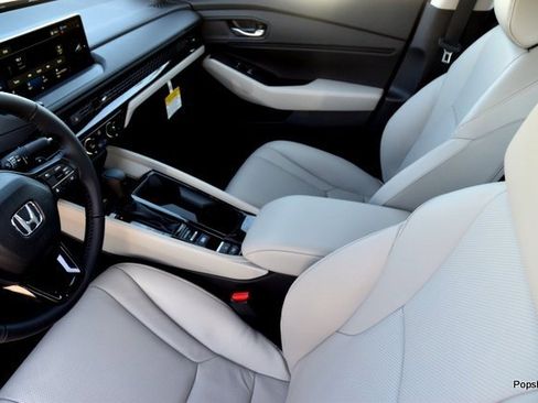New 2025 Honda Accord EX-L image 7