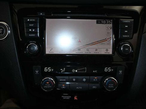 Used 2022 Nissan Rogue Sport SL AWD/4WD image 17
