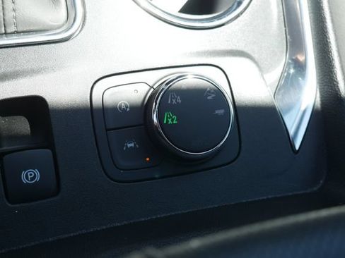 Used 2023 Chevrolet Traverse Premier w/ Redline Edition AWD/4WD image 24