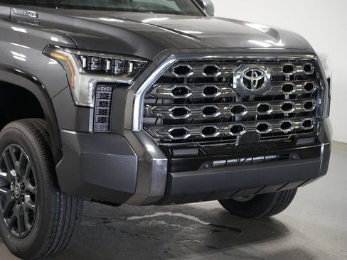 New 2026 Toyota Tundra Platinum AWD/4WD image 4