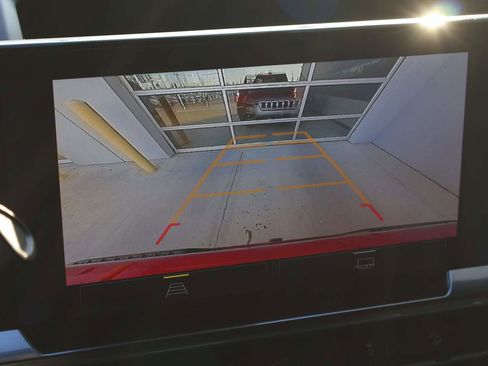 Used 2024 Chevrolet Silverado 1500 RST image 17