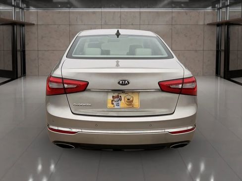 Used 2014 Kia Cadenza Premium image 11