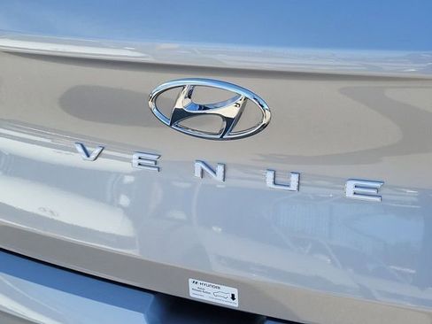 New 2026 Hyundai Venue SE image 22