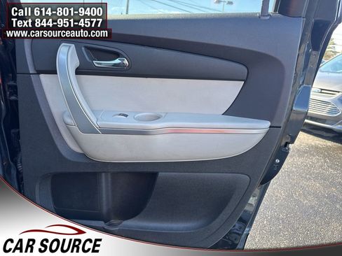 Used 2008 GMC Acadia SLT w/ Convenience Package image 32