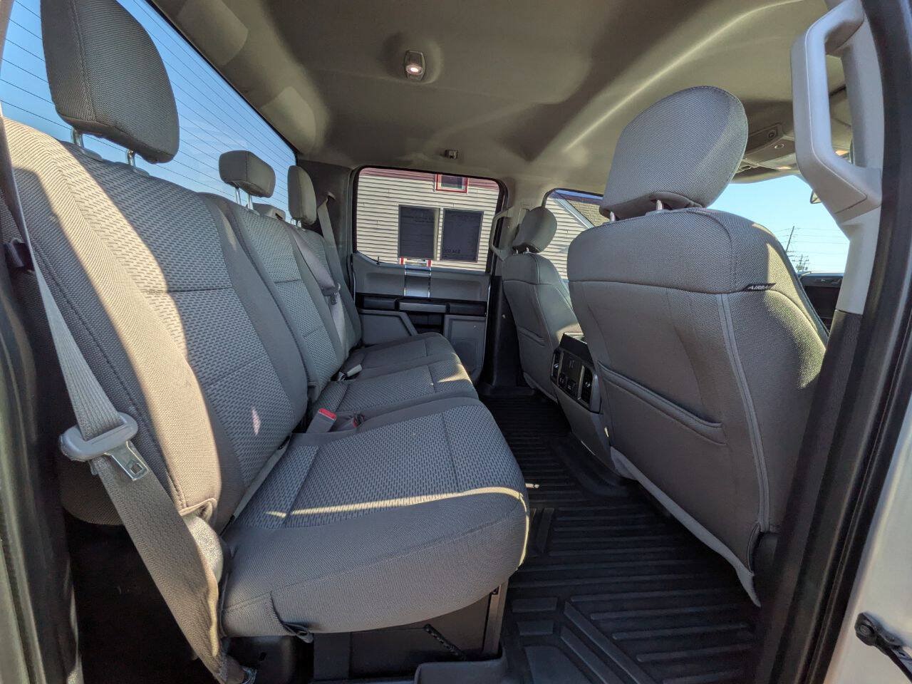 Used 2019 Ford F250 XLT w/ XLT Premium Package AWD/4WD image 26