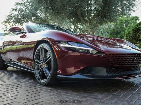 Used 2025 Ferrari Roma Spider RWD image 12