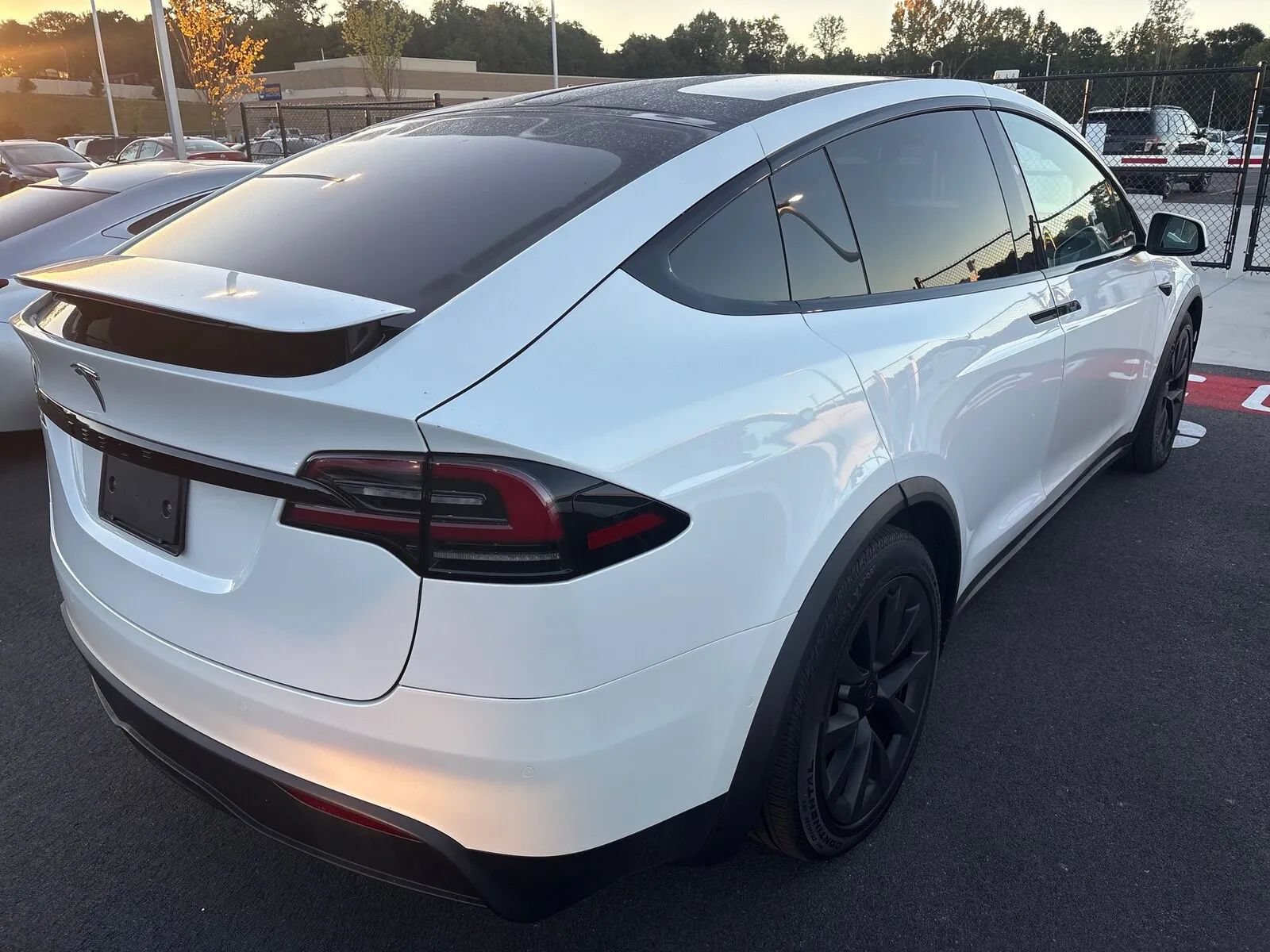 Used 2023 Tesla Model X AWD/4WD image 2