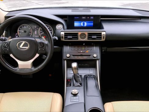 Used 2015 Lexus IS 350 w/ Navigation System Package RWD image 15