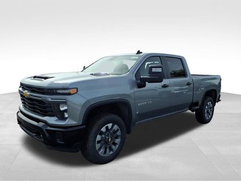 New 2026 Chevrolet Silverado 2500 Custom w/ Custom Convenience Package AWD/4WD image 4