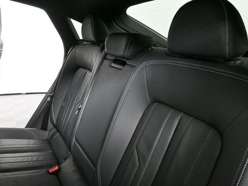 Used 2024 Audi Q8 e-tron Premium image 22