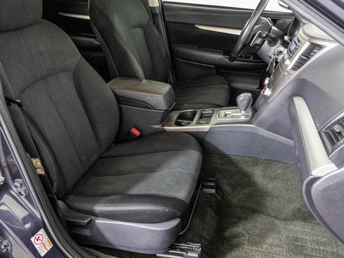 Used 2013 Subaru Outback 2.5i Premium w/ All-Weather Pkg AWD/4WD image 42