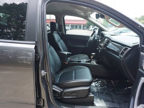 Used 2024 Nissan Pathfinder SL image 64