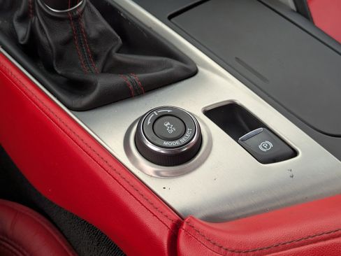 Used 2014 Chevrolet Corvette Stingray Coupe w/ 2LT Preferred Equipment Group image 28