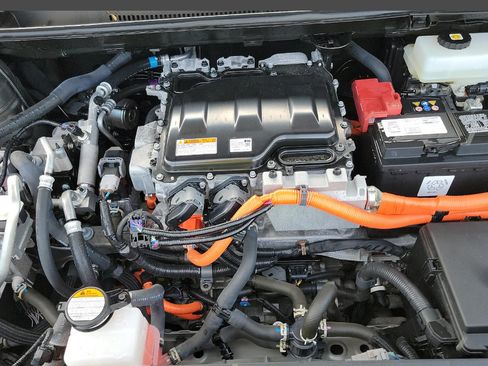 Used 2023 Subaru Solterra AWD image 12