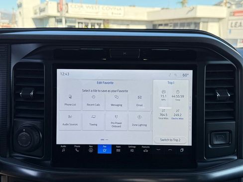 Used 2025 Ford F150 Platinum w/ Equipment Group 702A High image 32