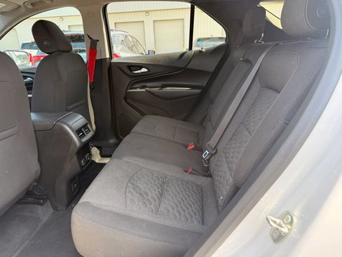 Used 2018 Chevrolet Equinox LT w/ Sun & Infotainment Package AWD/4WD image 21