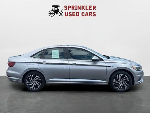 Used 2021 Volkswagen Jetta SEL FWD image 3