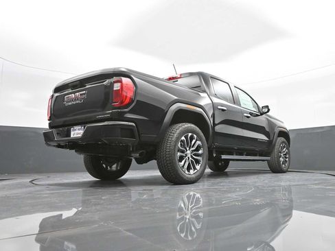 New 2026 GMC Canyon Denali image 39