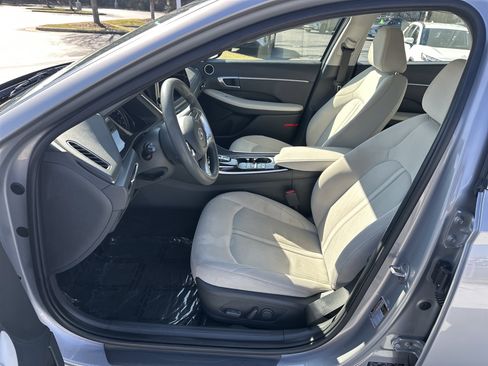 Used 2023 Hyundai Sonata SEL image 16