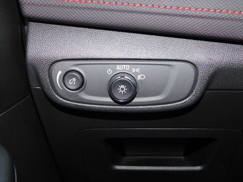 Used 2024 Chevrolet TrailBlazer RS AWD/4WD image 27