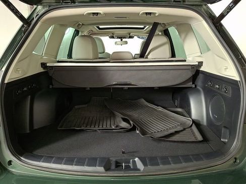 Used 2023 Subaru Forester Limited image 30