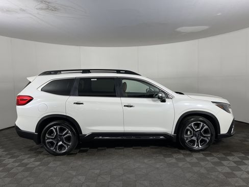 Used 2023 Subaru Ascent Touring w/ Popular Package #2A image 5