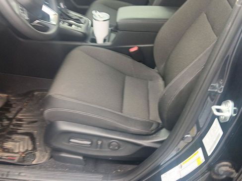 Used 2023 Honda CR-V EX image 13