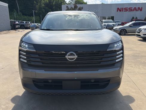Used 2025 Nissan Kicks SV FWD image 8