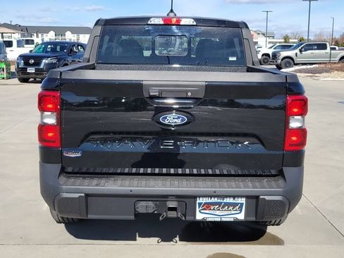New 2026 Ford Maverick Lariat w/ Black Appearance Package image 9