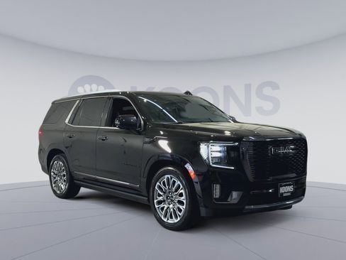 Used 2023 GMC Yukon Denali Ultimate image 2