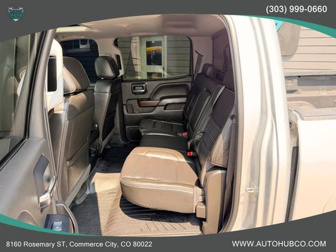 Used 2018 GMC Sierra 1500 Denali w/ Denali Ultimate Package AWD/4WD image 9