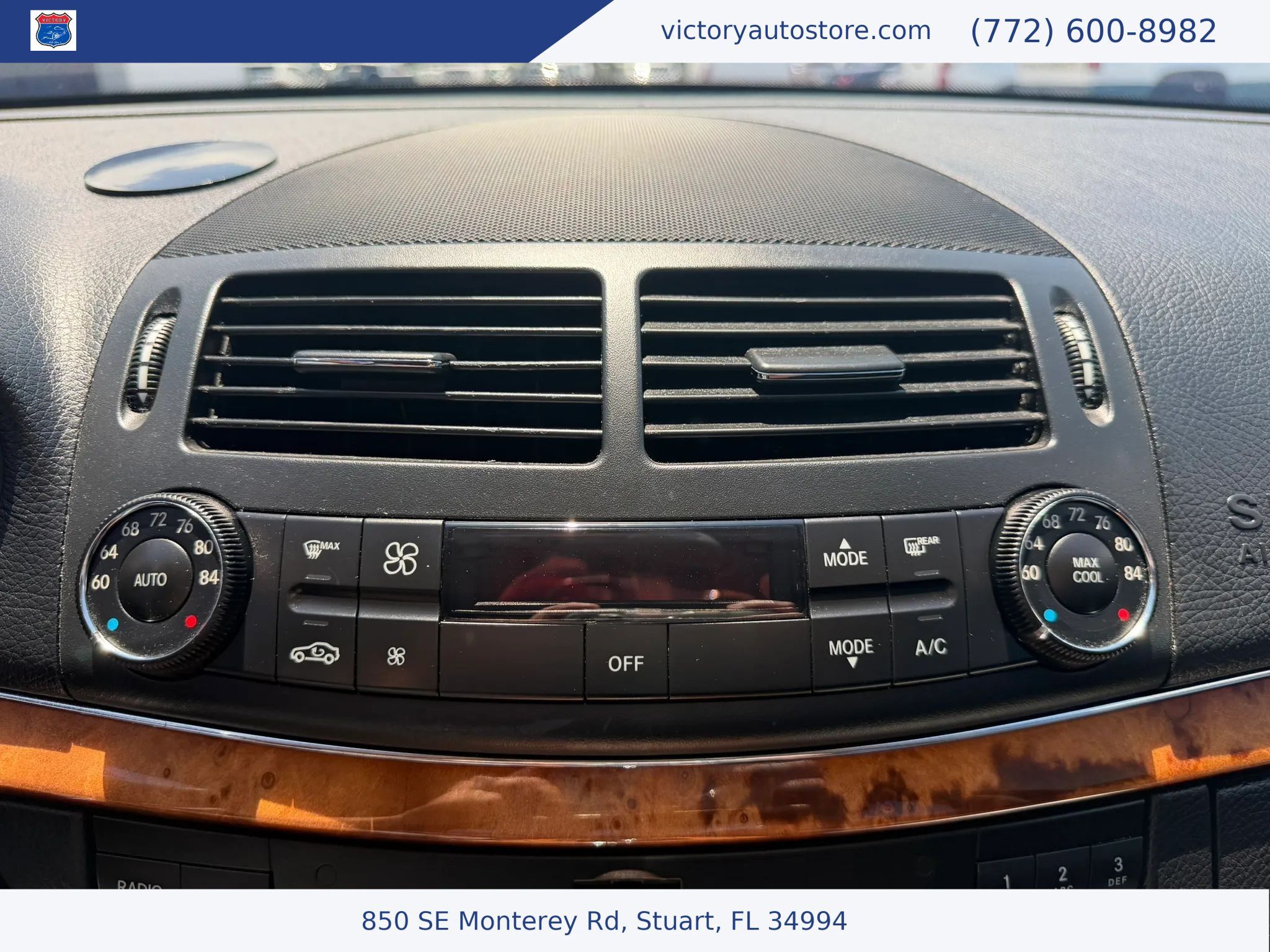 Used 2009 Mercedes-Benz E 320 BlueTEC Sedan image 17