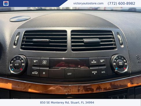 Used 2009 Mercedes-Benz E 320 BlueTEC Sedan image 17
