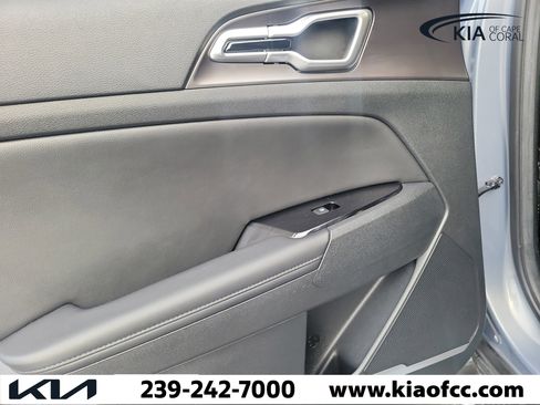 Certified 2023 Kia Sportage EX FWD image 12